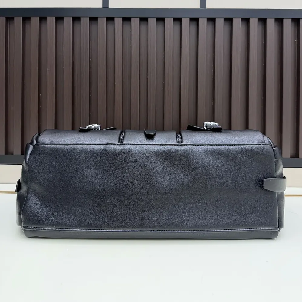 Prada Route Large Leather Tote Bag for Women in Black Prada Route Large Leather Tote Bag for Women in Black
