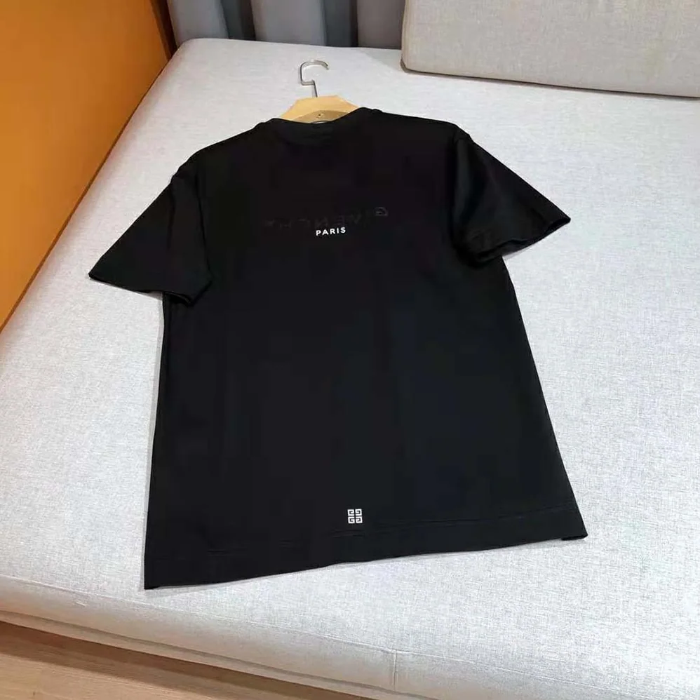 Givenchy Reverse Oversized T-Shirt for Women in Black Givenchy Reverse Oversized T-Shirt for Women in Black