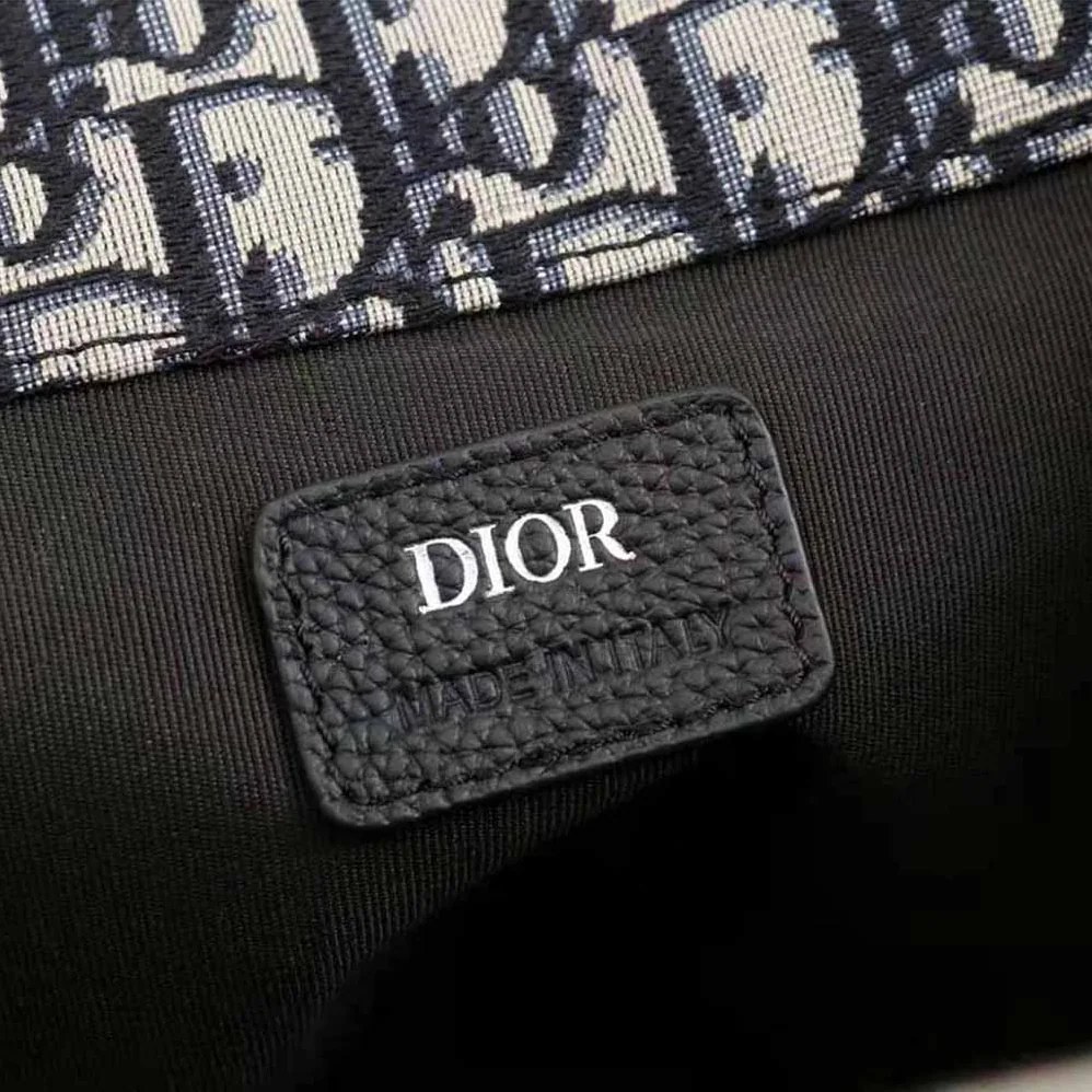 Dior Saddle Backpack Beige and Black Dior Oblique Jacquard and Black Grained Calfskin for Men Dior Saddle Backpack Beige and Black Dior Oblique Jacquard and Black Grained Calfskin for Men