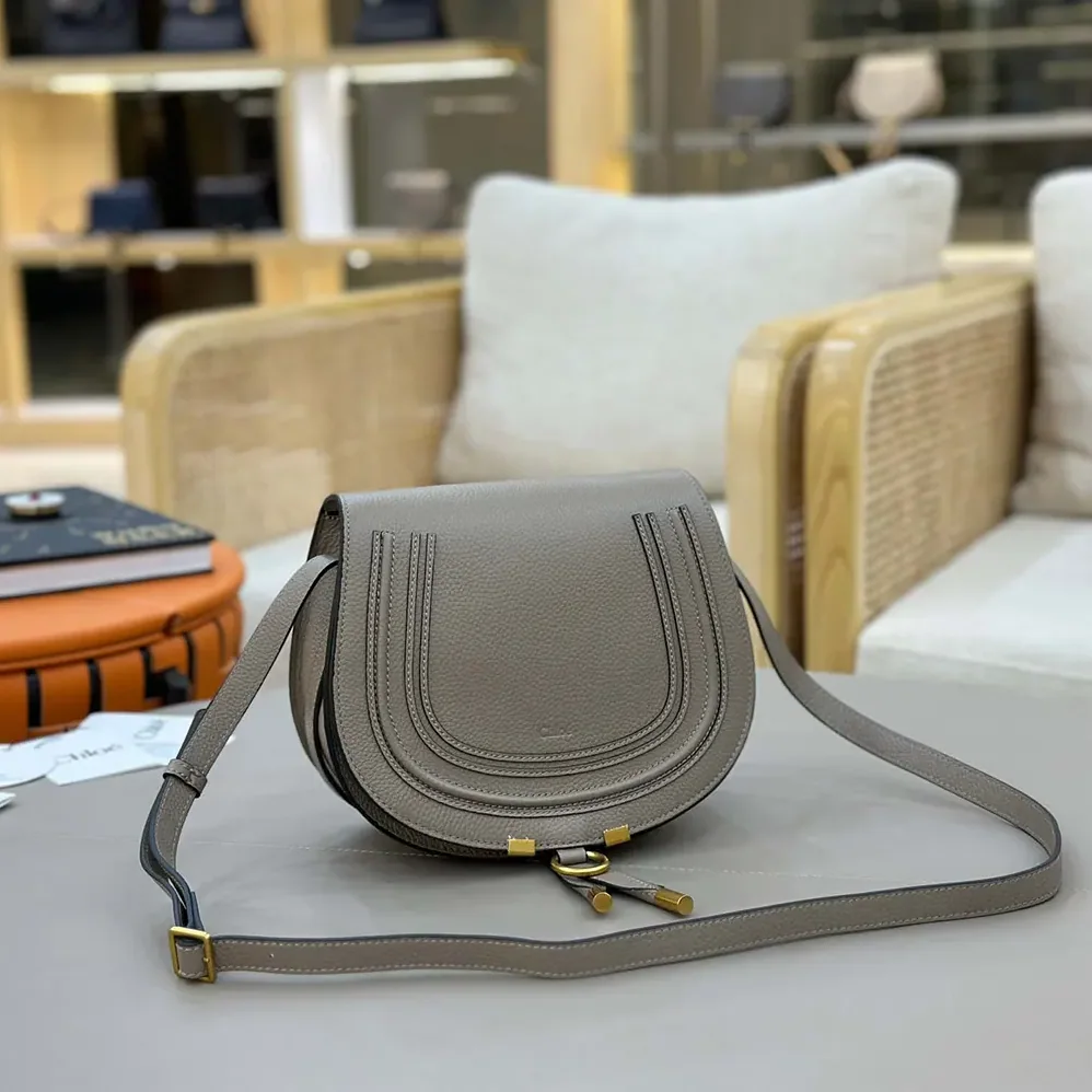 Chloe Marcie Saddle Bag is Crafted Leather for Women Chloe Marcie Saddle Bag is Crafted Leather for Women
