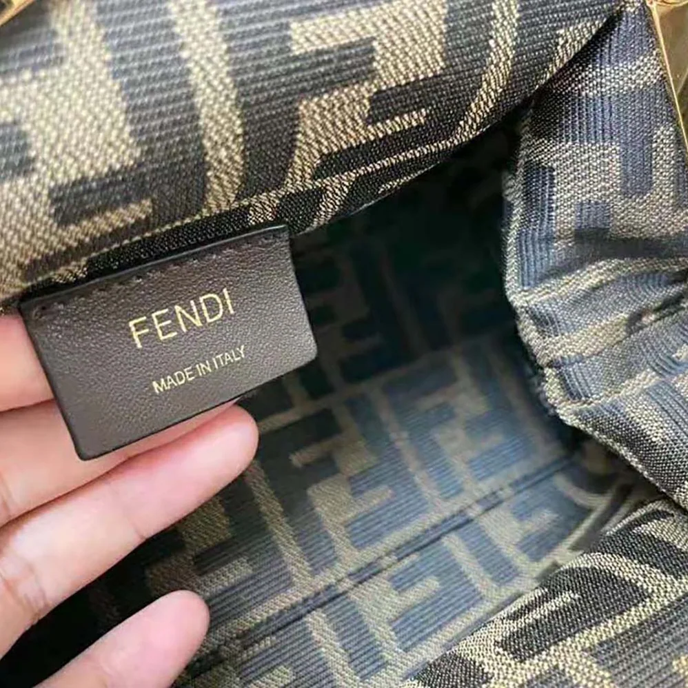 Fendi First Small Pink Leather Bag for Women