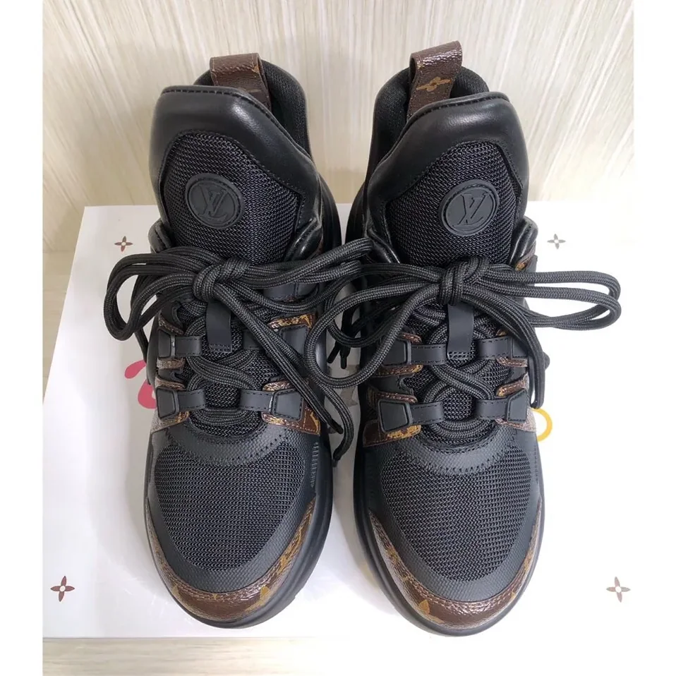Louis Vuitton LV Archlight Sneaker Black 1A43LL Louis Vuitton LV Archlight Sneaker Black 1A43LL