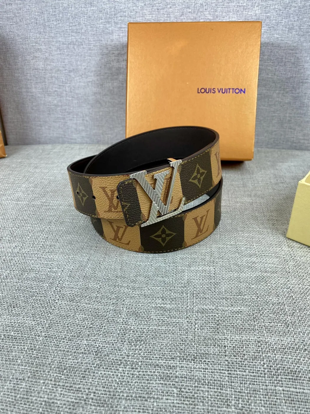 Louis Vuitton Iconic Reversible LV Belt Brown LV for Women Louis Vuitton Iconic Reversible LV Belt Brown LV for Women