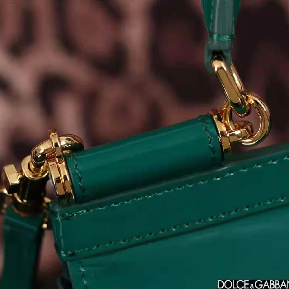 Dolce Gabbana D&G Medium Sicily Handbag for Women in Green Dolce Gabbana D&G Medium Sicily Handbag for Women in Green