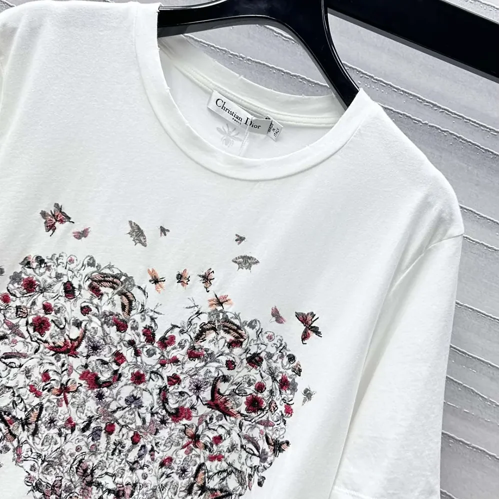 Dior Dioramour Embroidered T-Shirt White Cotton and Linen Jersey for Women Dior Dioramour Embroidered T-Shirt White Cotton and Linen Jersey for Women