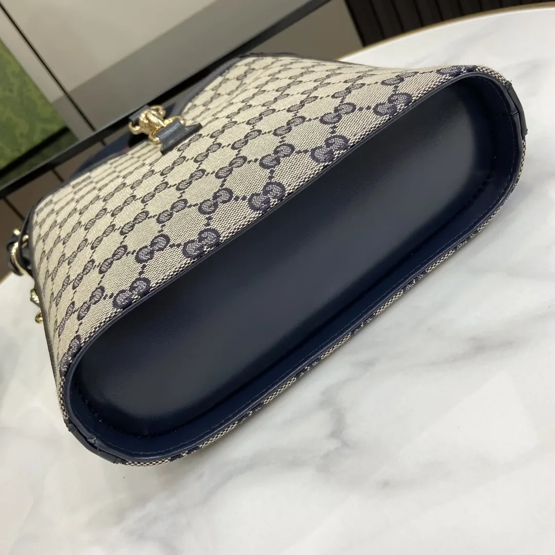 Gucci Original GG Small Bucket Bag Beige /