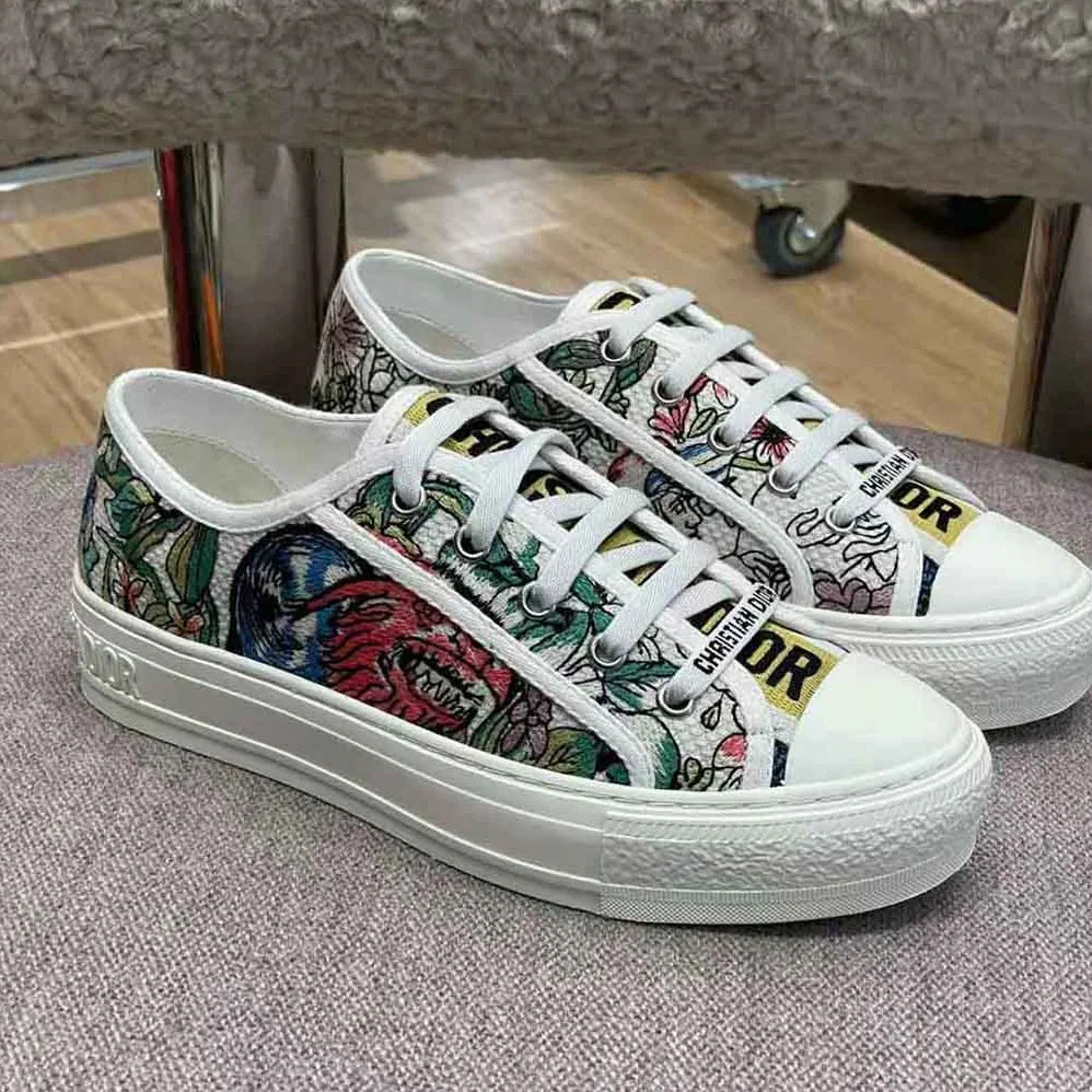 Dior Walk N Dior Sneaker White Multicolor D for Women in Constellation Embroidered Cotton Dior Walk N Dior Sneaker White Multicolor D for Women in Constellation Embroidered Cotton