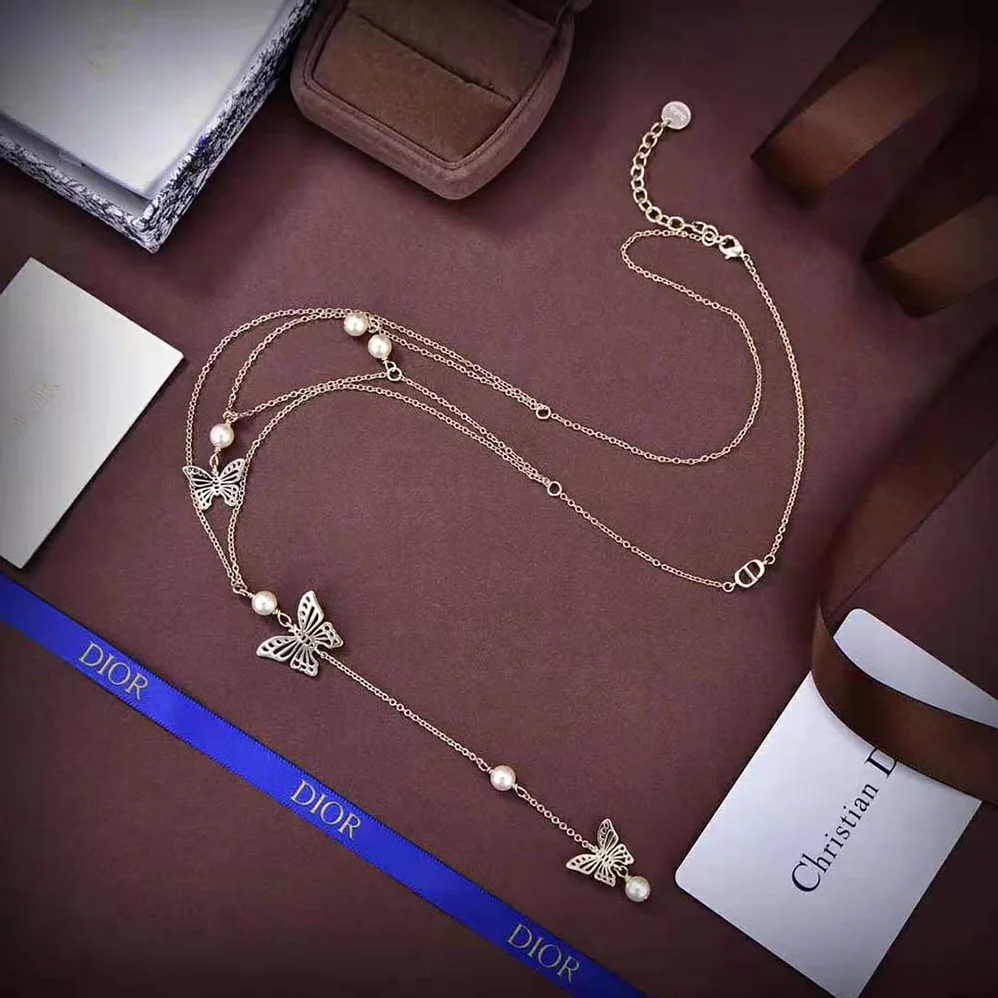 Dior Dior Métamorphose Necklace Gold-Finish Metal and White Resin Pearls for Women Dior Dior Métamorphose Necklace Gold-Finish Metal and White Resin Pearls for Women
