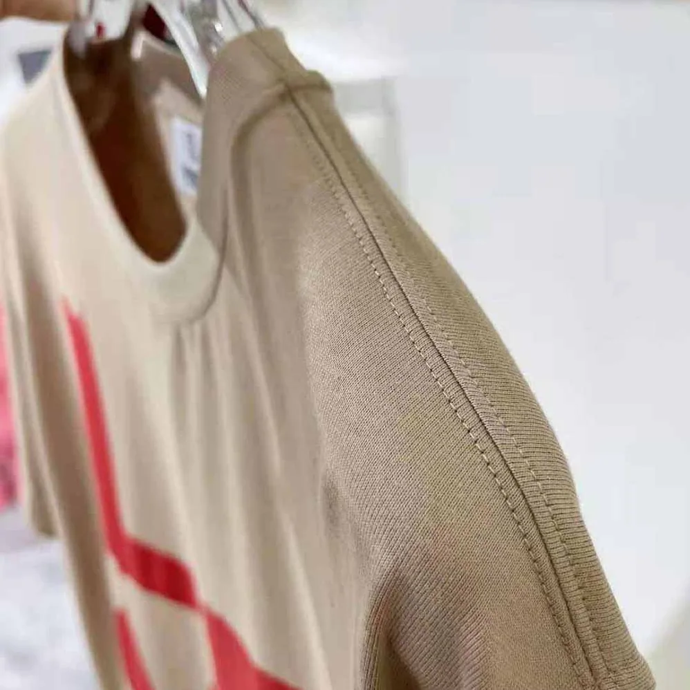Burberry Love Print Cotton Oversized T for Women in shirt