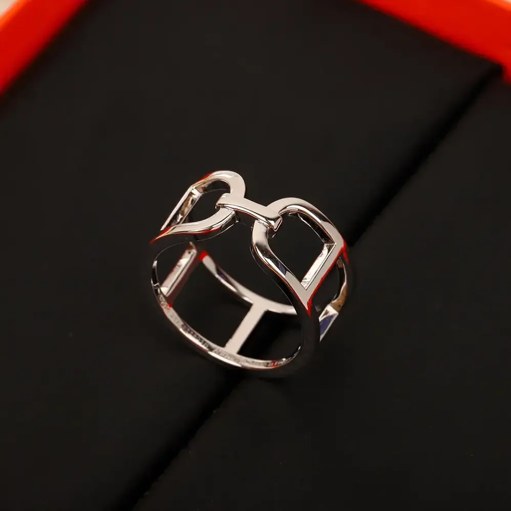 Hermes Ever Chaine D Ancre Ring Medium Model for Women Hermes Ever Chaine D Ancre Ring Medium Model for Women