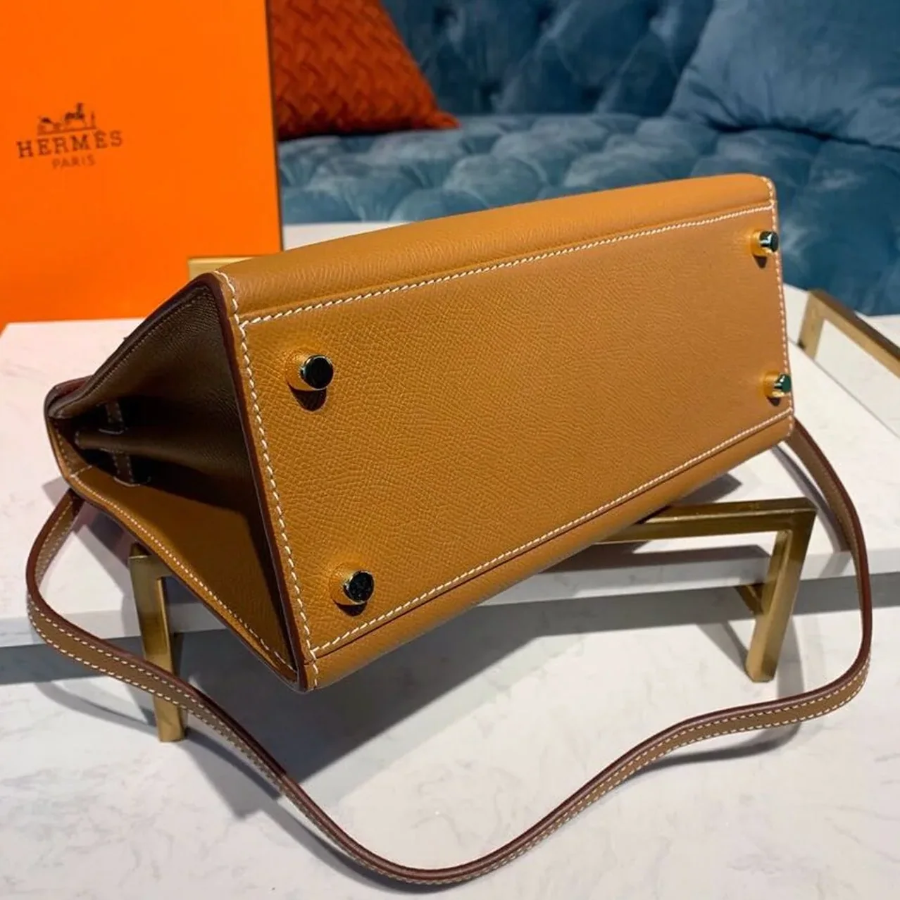 Hermes Kelly Gold Gold Toned Hardware / Hermes Kelly Gold Gold Toned Hardware /