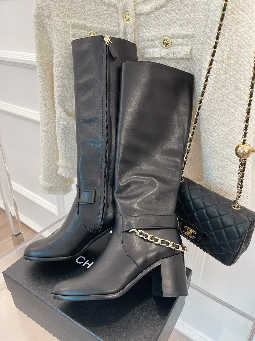 Chanel High Boots With Chain Black / Chanel High Boots With Chain Black /