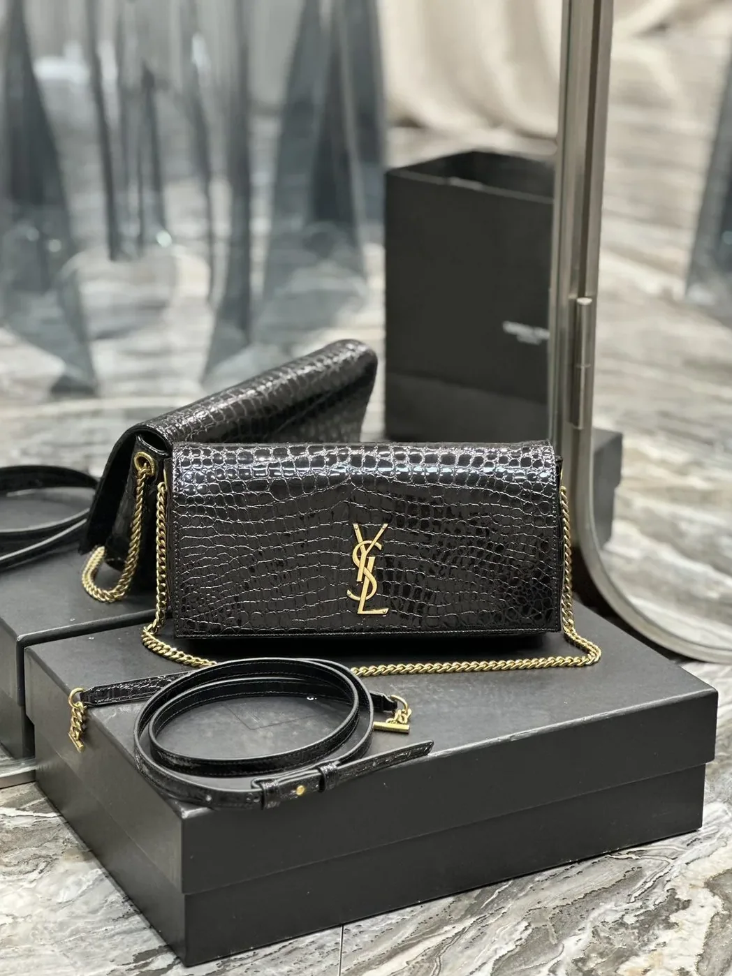 Saint Laurent Cassandre Phone Holder Black / Saint Laurent Cassandre Phone Holder Black /