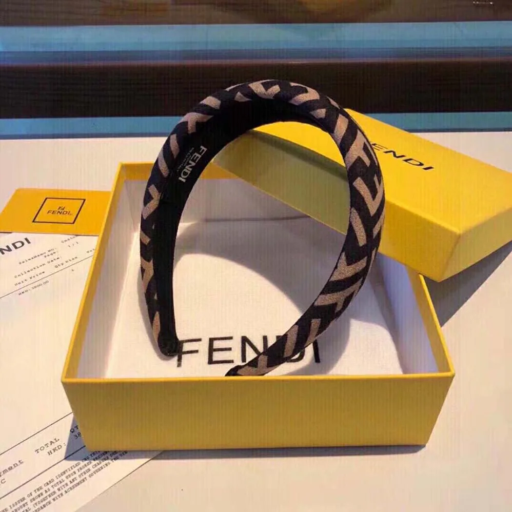 Fendi Headband in Brown Wool Cashmere and Silk for Women Fendi Headband in Brown Wool Cashmere and Silk for Women