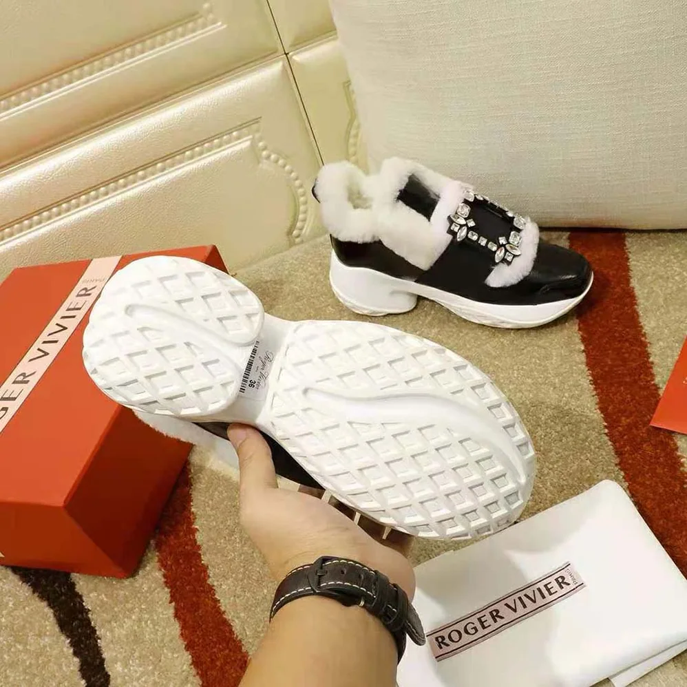 Roger Vivier Viv' Run Shearling Strass Buckle Sneakers in Patent Leather for Women Roger Vivier Viv' Run Shearling Strass Buckle Sneakers in Patent Leather for Women