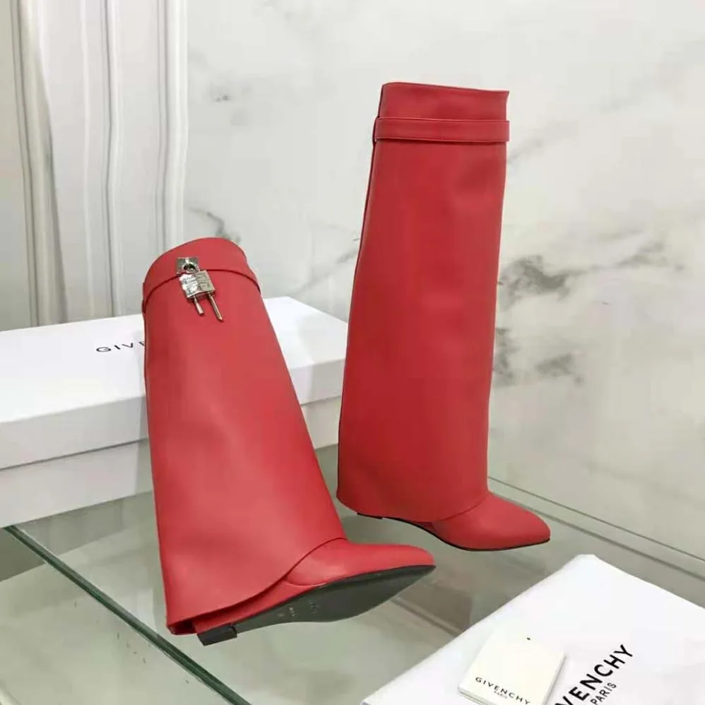 Givenchy Also Available in Wide Fit Shark Lock Boots in Leather for Women in Red Givenchy Also Available in Wide Fit Shark Lock Boots in Leather for Women in Red