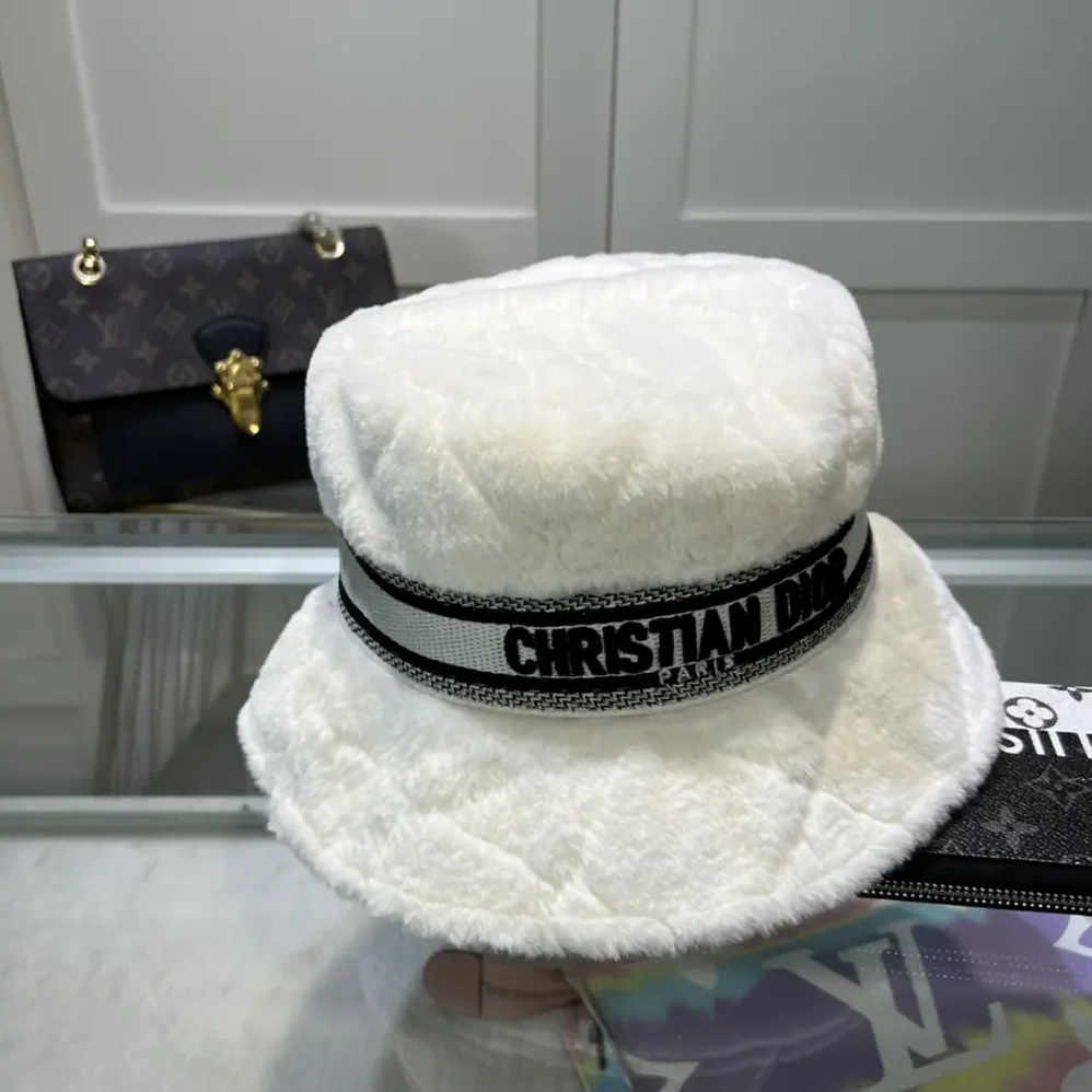 Dior D-Bobby Cannage Small Brim Bucket Hat Ecru Shearling for Unisex Dior D-Bobby Cannage Small Brim Bucket Hat Ecru Shearling for Unisex