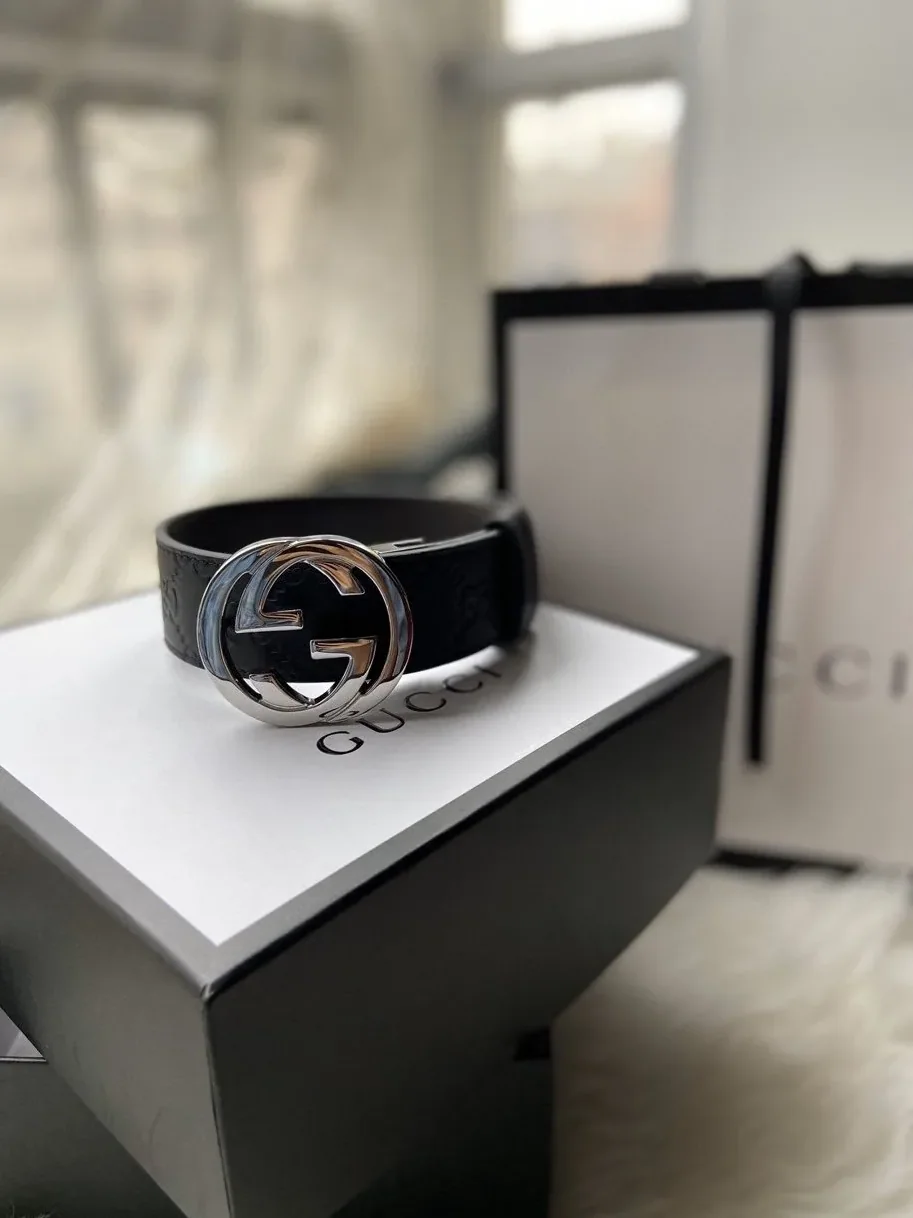 Gucci Reversible Gucci Belt Black GG, for Women