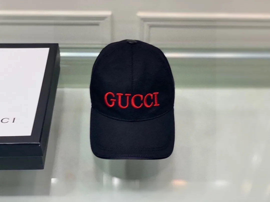 Gucci Off The Grid Baseball Hat White GG Gucci Off The Grid Baseball Hat White GG