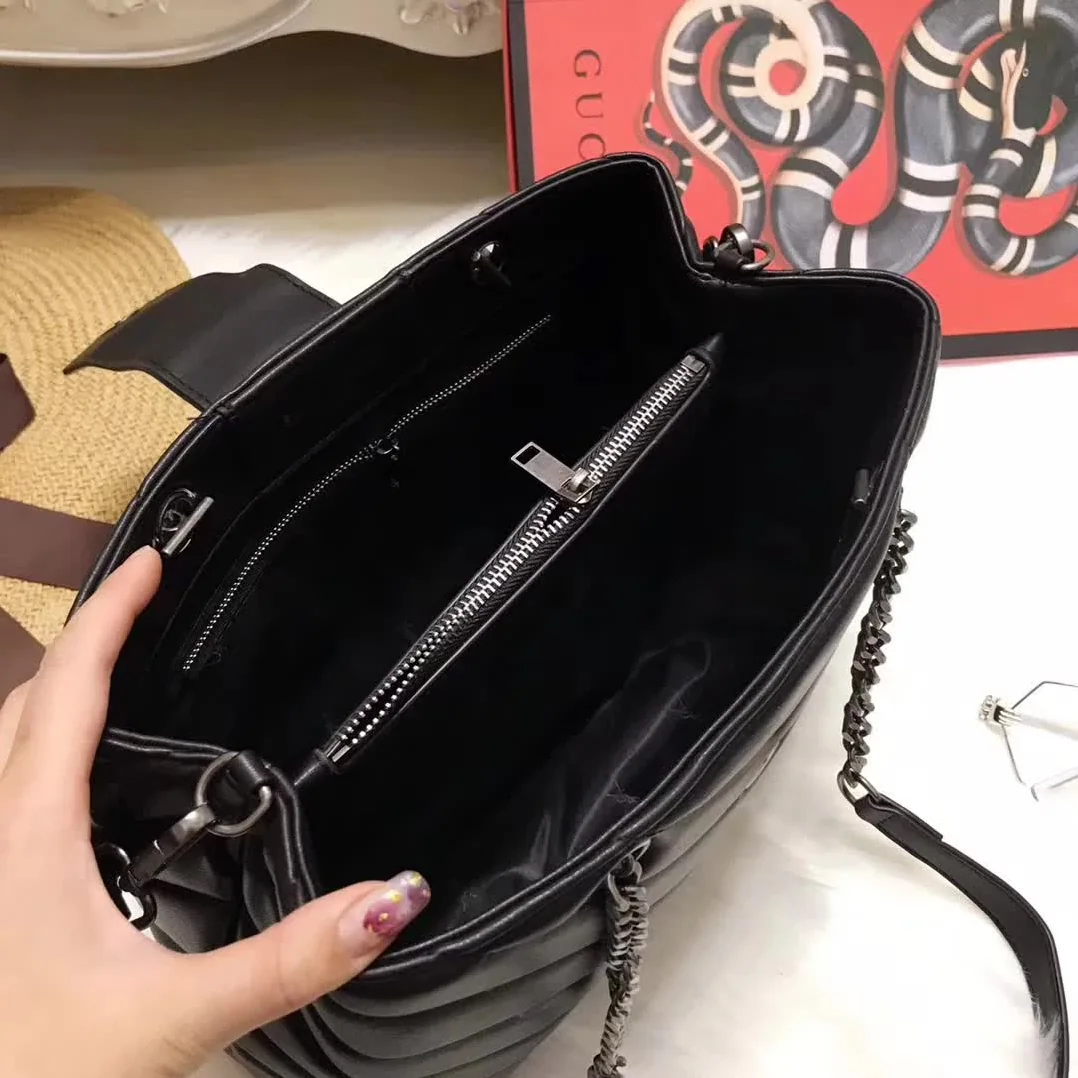 Saint Laurent YSL Small Loulou Shopping Bag Y Quilted in Black Saint Laurent YSL Small Loulou Shopping Bag Y Quilted in Black