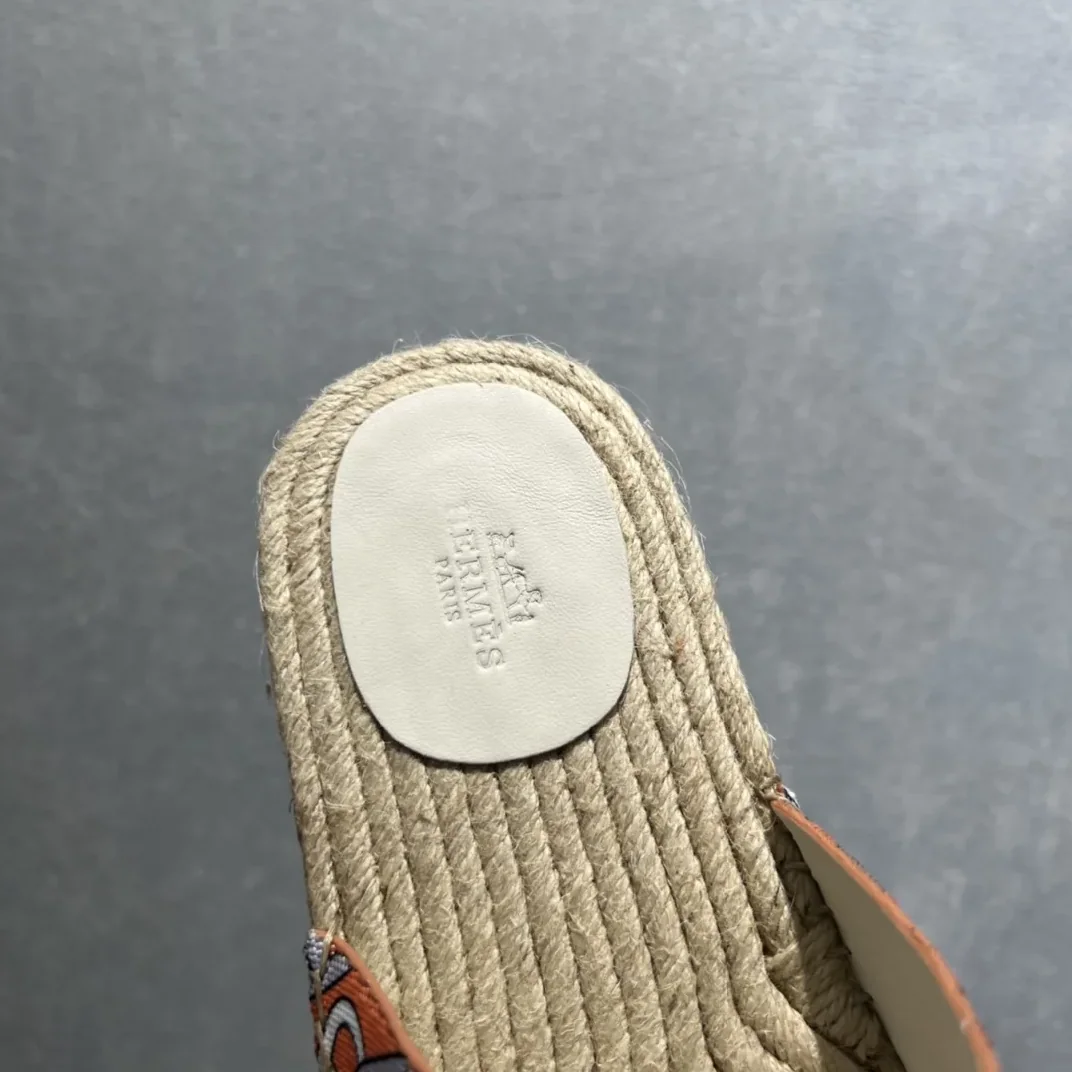 Hermes Old Espadrilles Orange