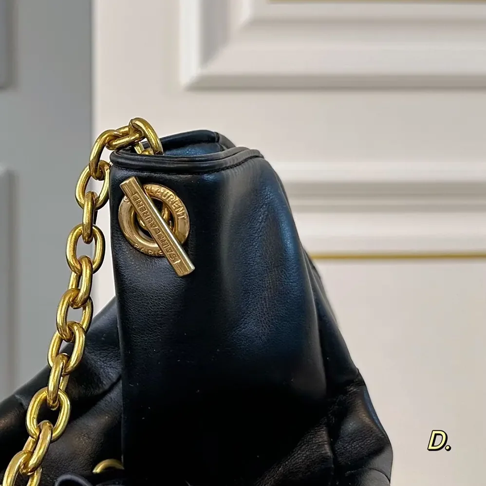 Saint Laurent YSL Jamie Shopping Small in Lambskin for Women in Black