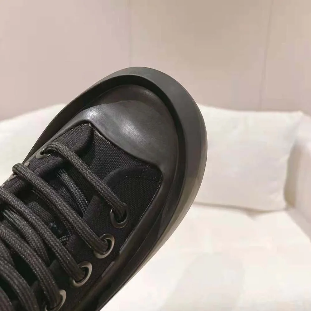 Bottega Veneta Jumbo Sneaker Nylon High Top Lace-up Sneakers for Unisex in Black Bottega Veneta Jumbo Sneaker Nylon High Top Lace-up Sneakers for Unisex in Black