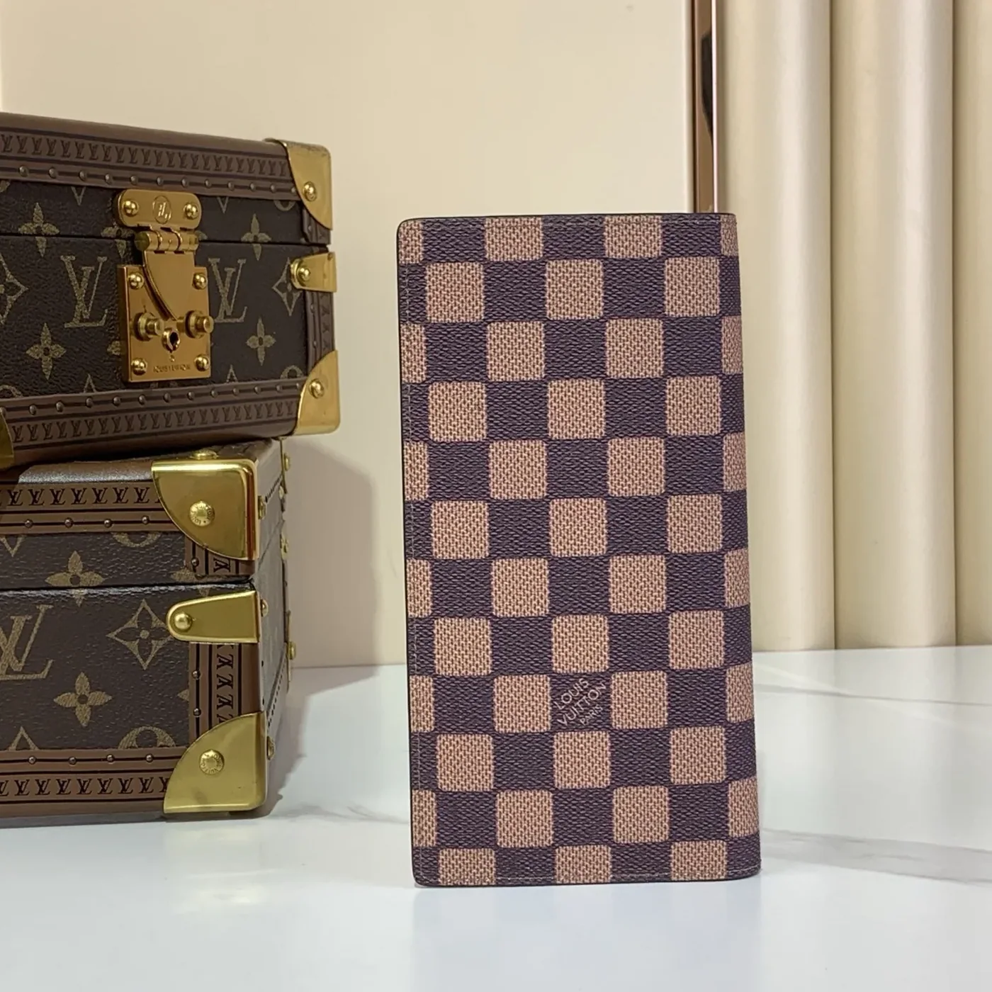 Louis Vuitton Brazza Wallet Brown /