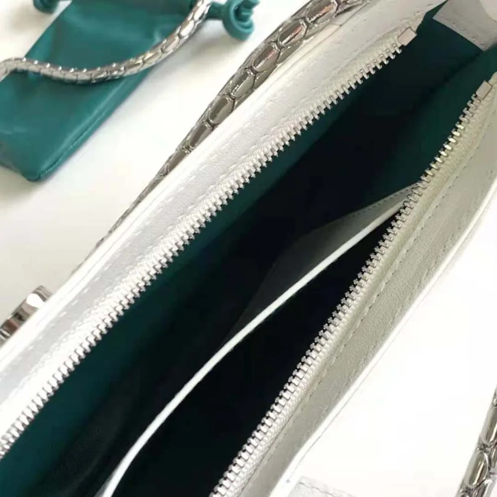 Bvlgari Serpenti Baia Small Shoulder Bag in Calf Leather for Women in White Bvlgari Serpenti Baia Small Shoulder Bag in Calf Leather for Women in White