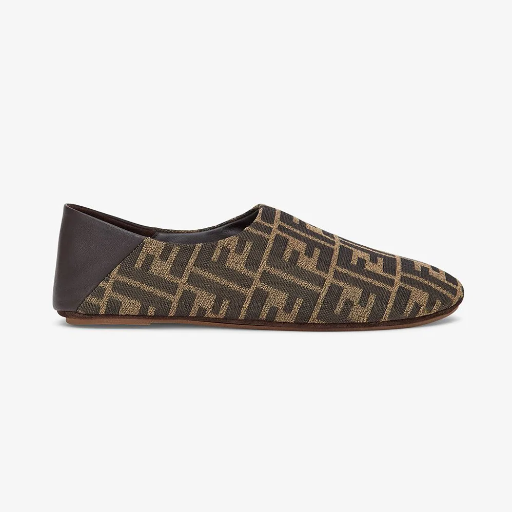 Fendi Signature Brown Fabric Slippers for Unisex Fendi Signature Brown Fabric Slippers for Unisex