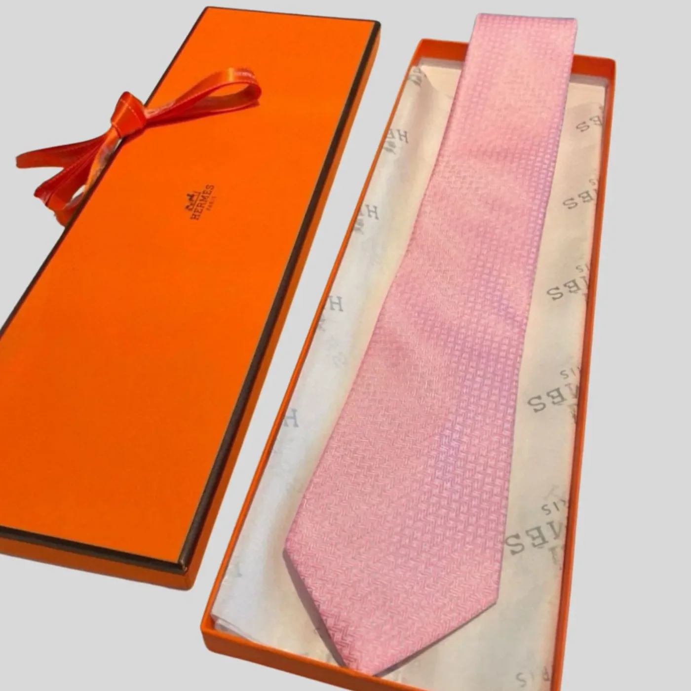 Hermes Elegent Rose Silk Tie Hermes Elegent Rose Silk Tie