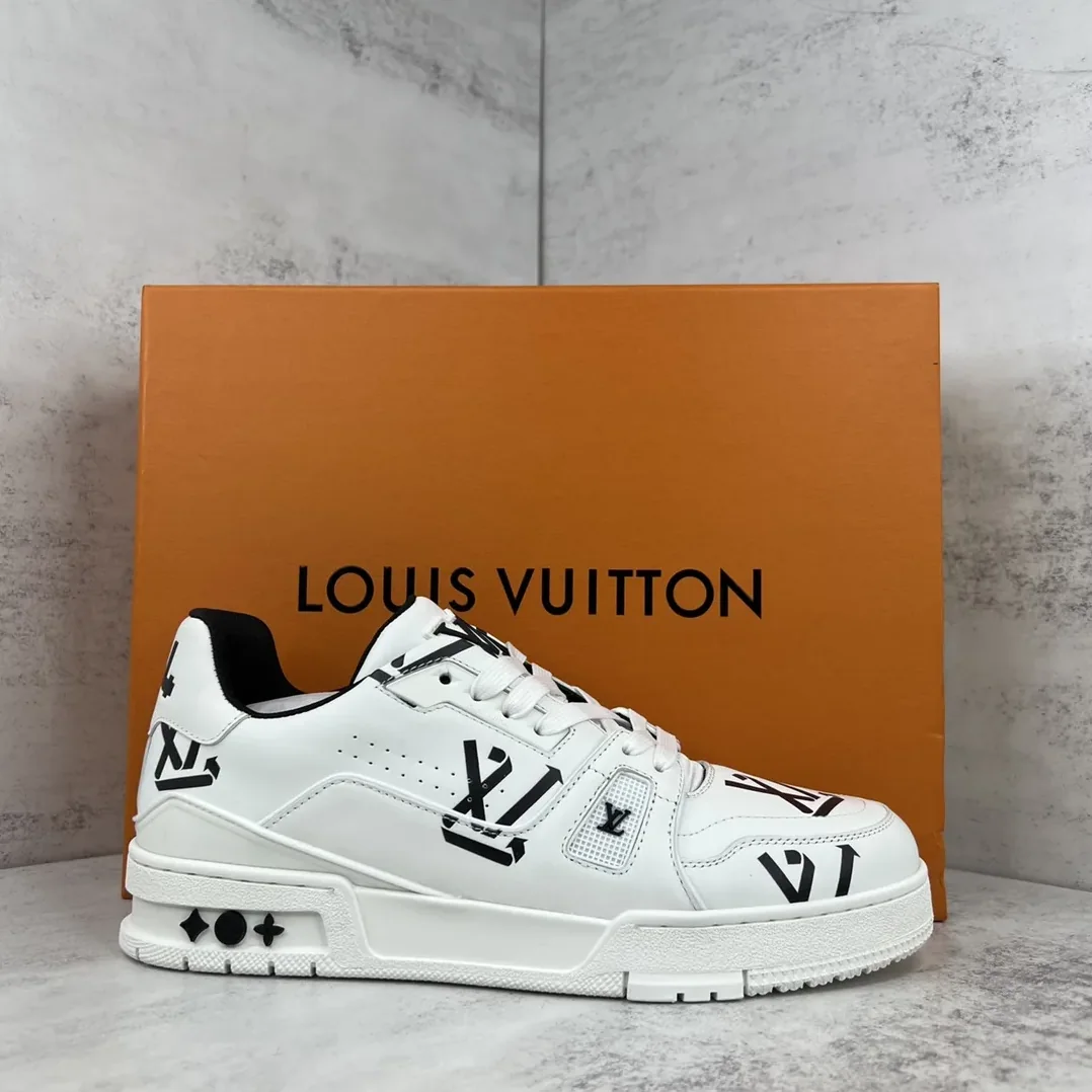 Louis Vuitton LV Trainer Sneaker Black for Women