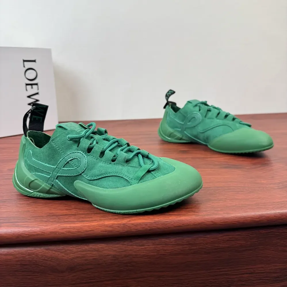 Loewe Grip Sneaker in Calfskin Suede for Unisex in Jungle Green