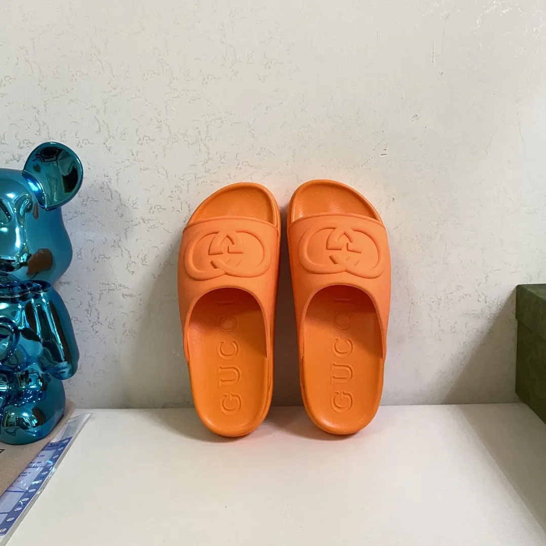 Gucci Interlocking G Slide Sandal Orange Gucci Interlocking G Slide Sandal Orange