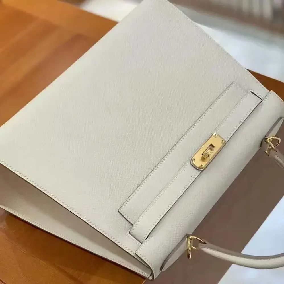 Hermes Kelly Bag 25 Epsom Leather for Women in White Hermes Kelly Bag 25 Epsom Leather for Women in White