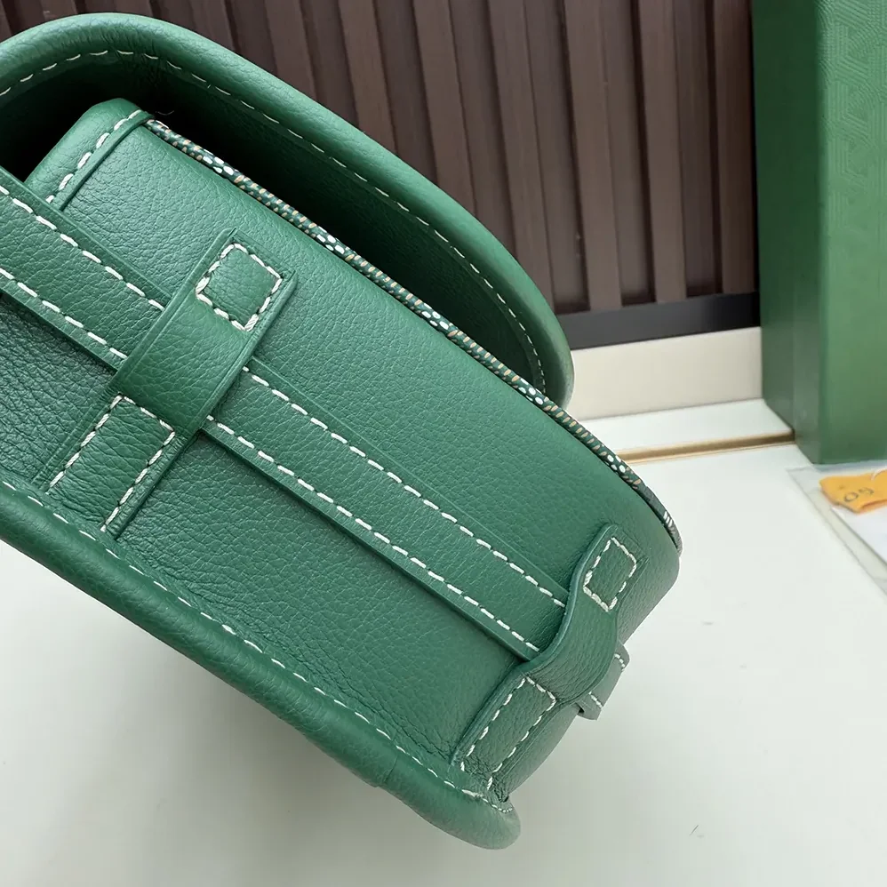 Goyard Belvedere Mm Bag for Unisex in Green