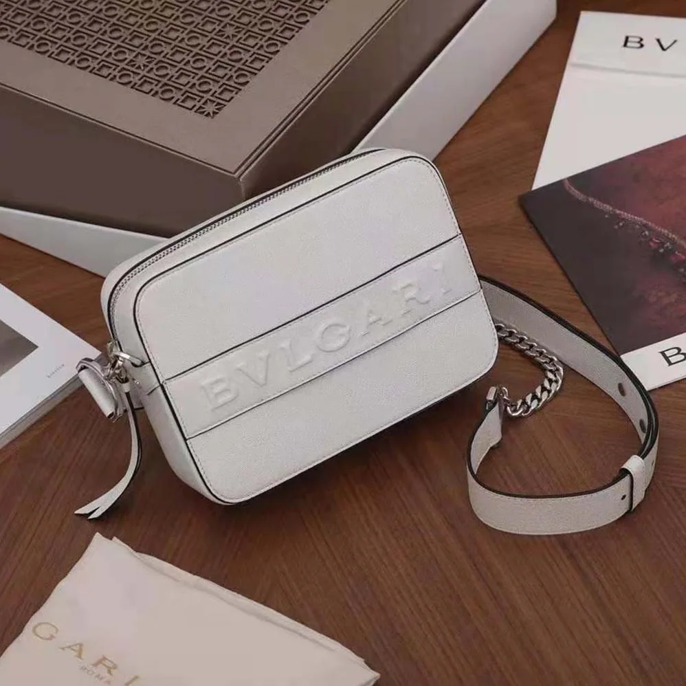 Bvlgari Bvlgari Logo Camera Bag in Calf Leather for Women in White Bvlgari Bvlgari Logo Camera Bag in Calf Leather for Women in White