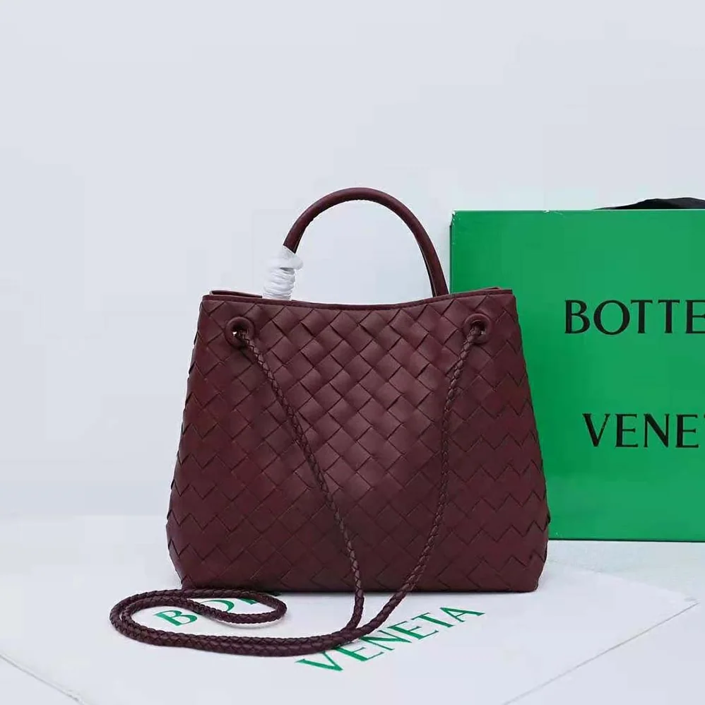 Bottega Veneta Small Andiamo in Lambskin Leather for Women in Maroon