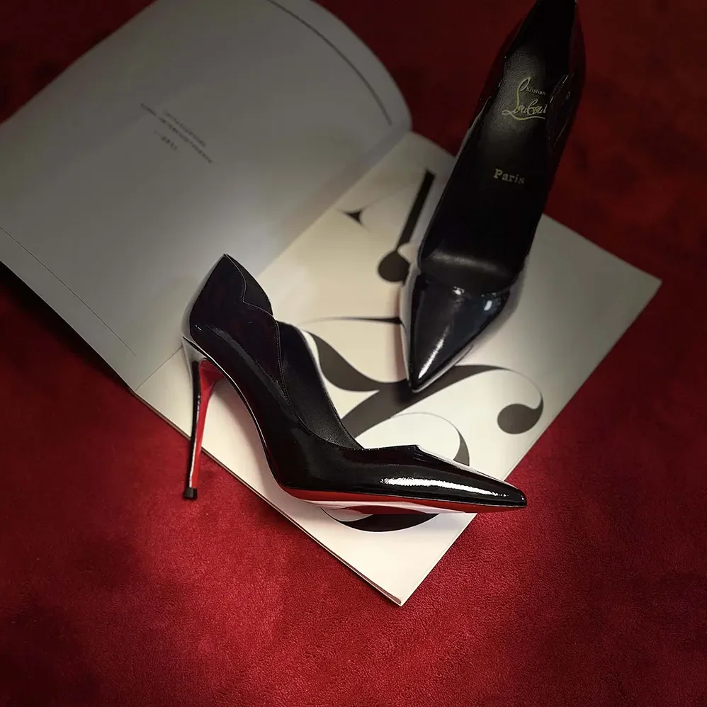 Christian Louboutin Hot Chick 100 mm Pumps Patent Calf Leather Black for Women Christian Louboutin Hot Chick 100 mm Pumps Patent Calf Leather Black for Women