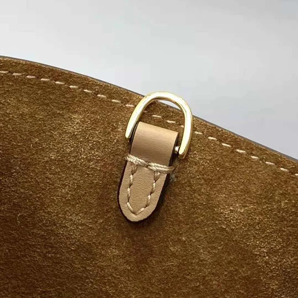 Fendi Way Small Made of Camellia-Colored Leather Bag for Women in Brown Fendi Way Small Made of Camellia-Colored Leather Bag for Women in Brown