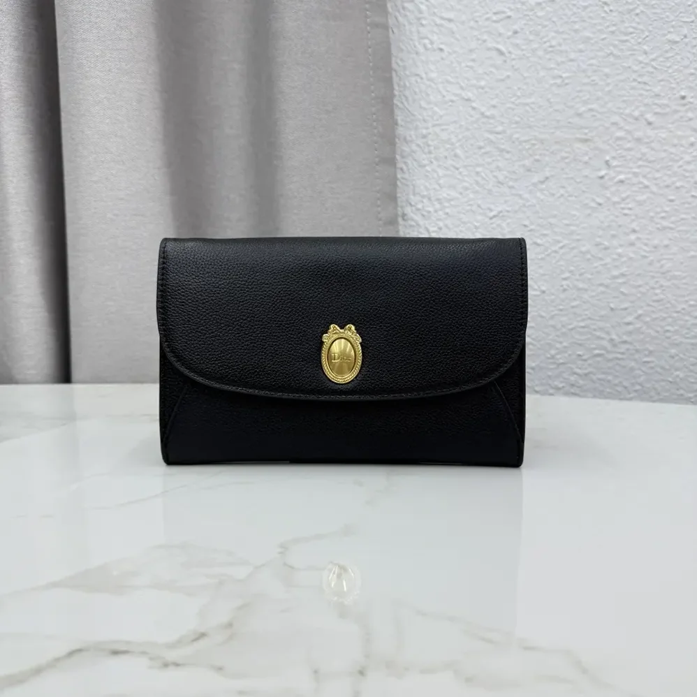 Dior Médaillon Envelope Pouch with Strap Black and Myosotis Blue Grained Calfskin for Women Dior Médaillon Envelope Pouch with Strap Black and Myosotis Blue Grained Calfskin for Women