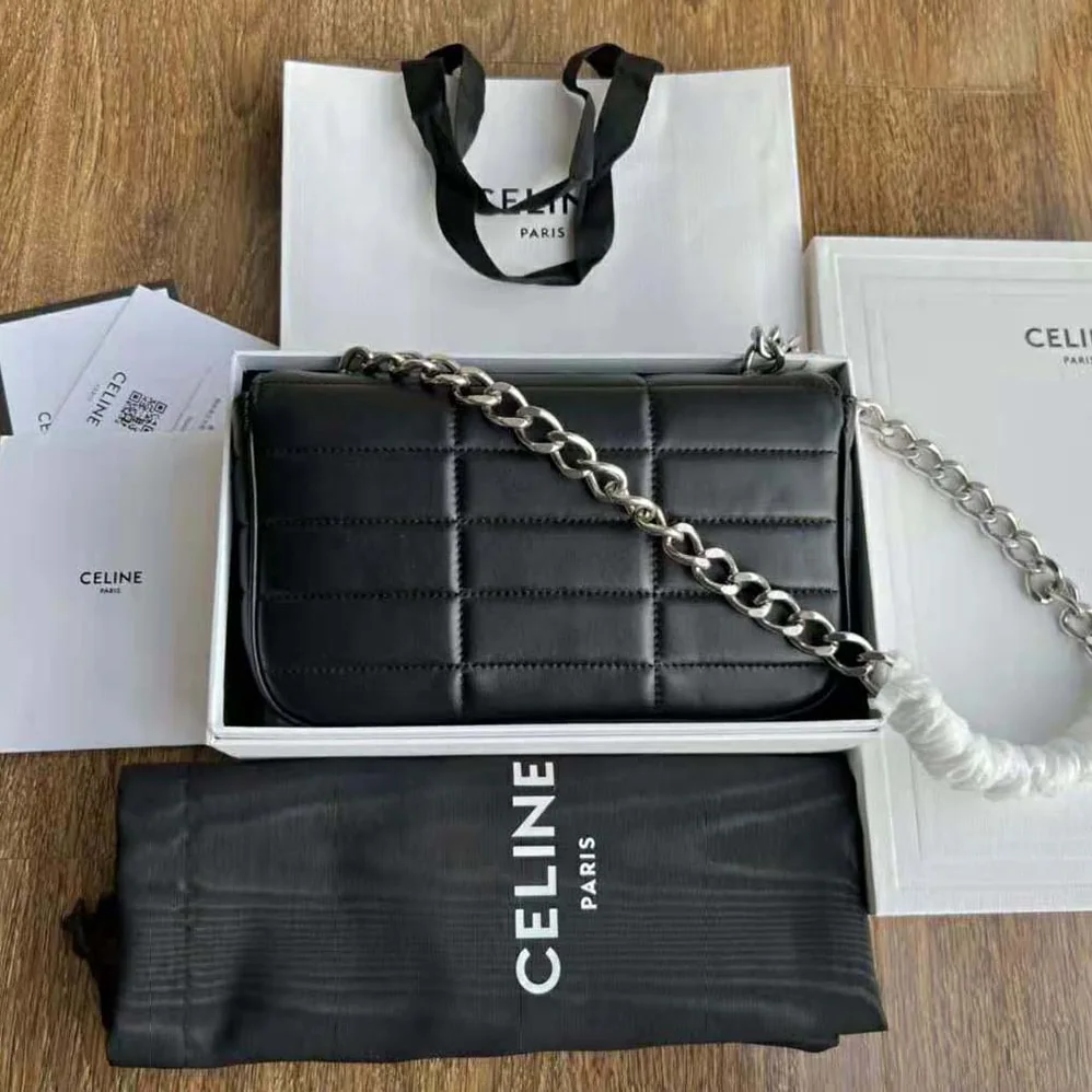 Celine Chain Shoulder Bag Matelasse Monochrome Celine in Quilted Goatskin for Women in Silver Celine Chain Shoulder Bag Matelasse Monochrome Celine in Quilted Goatskin for Women in Silver