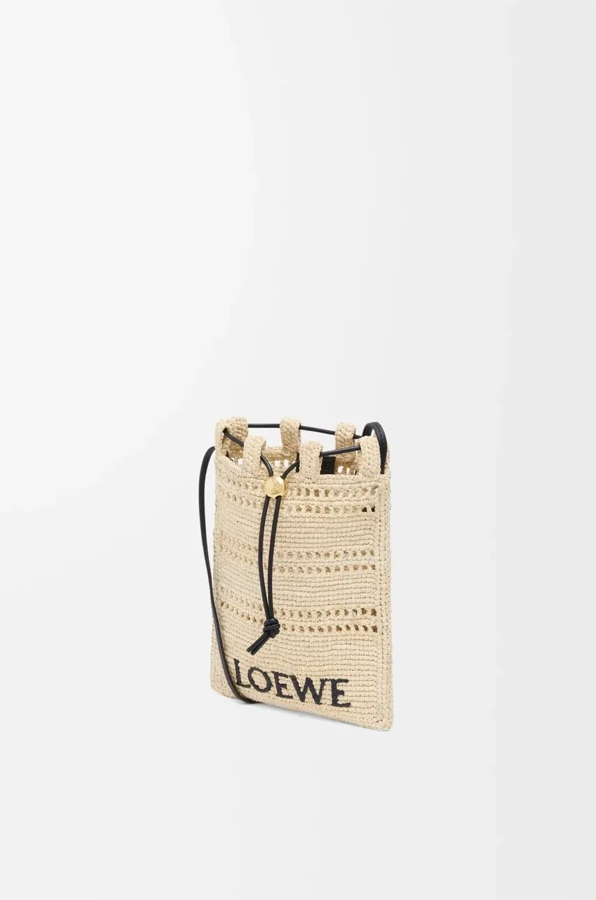 Loewe Drawstring Pocket In Raffia / C756PHPX04