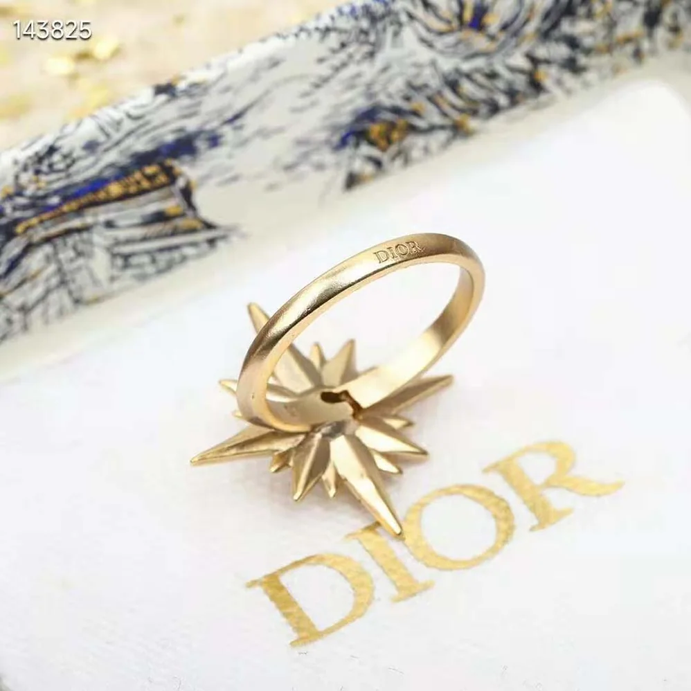 Dior Rêve D'infini Ring Gold for Women in Finish Metal