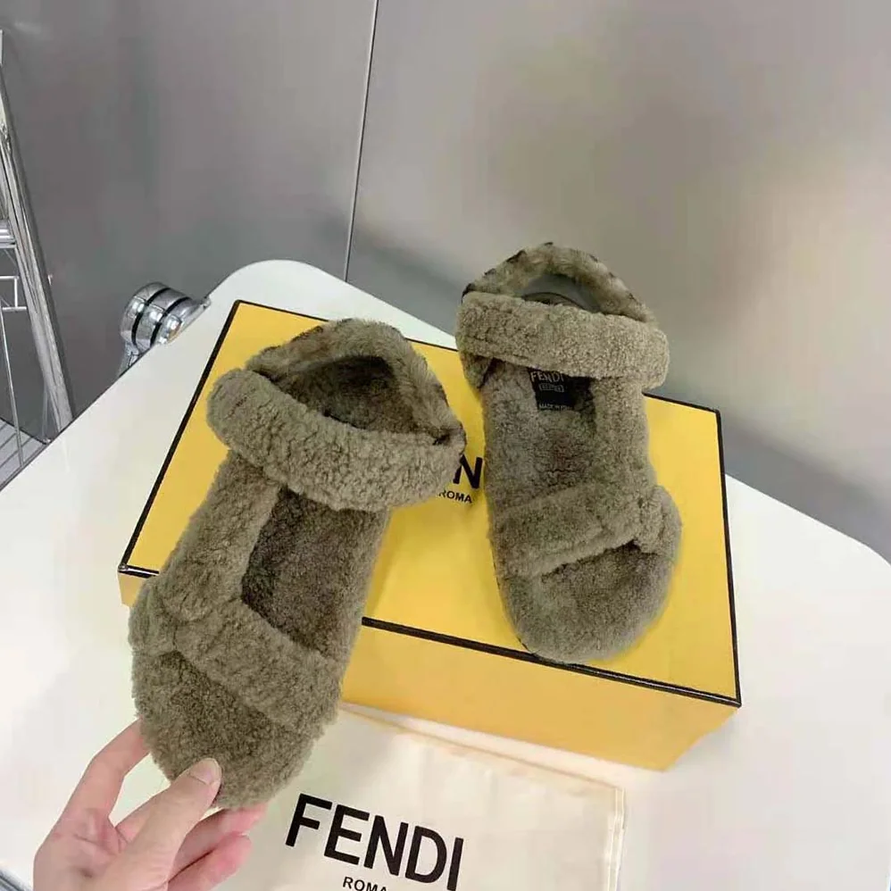 Fendi Feel Green Sheepskin Sandals for Women