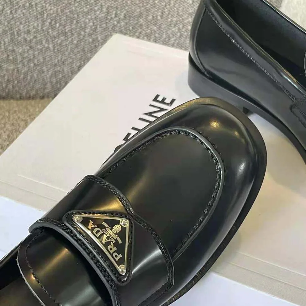 Prada Patent Leather Loafers in 25 mm Heel Height for Men in Black Prada Patent Leather Loafers in 25 mm Heel Height for Men in Black