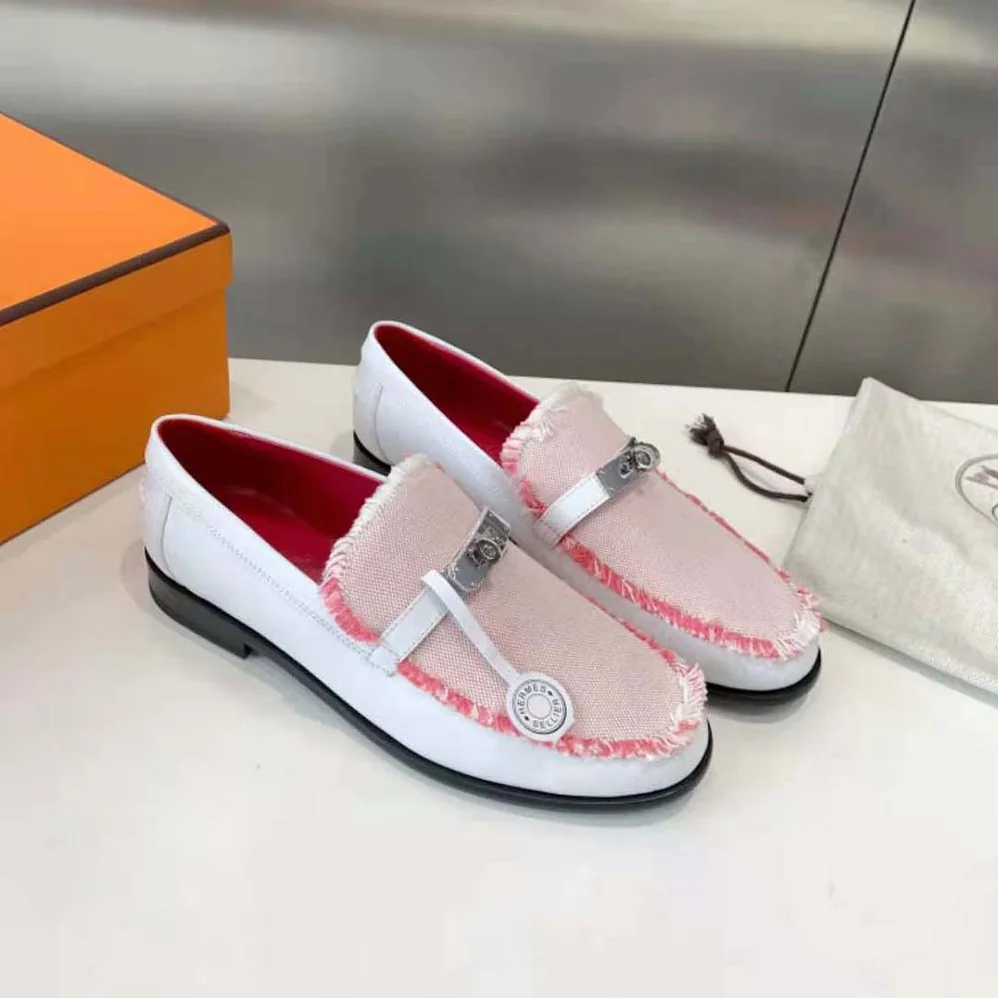 Hermes Destin Loafer in Calfskin Leather for Women in Pink Hermes Destin Loafer in Calfskin Leather for Women in Pink