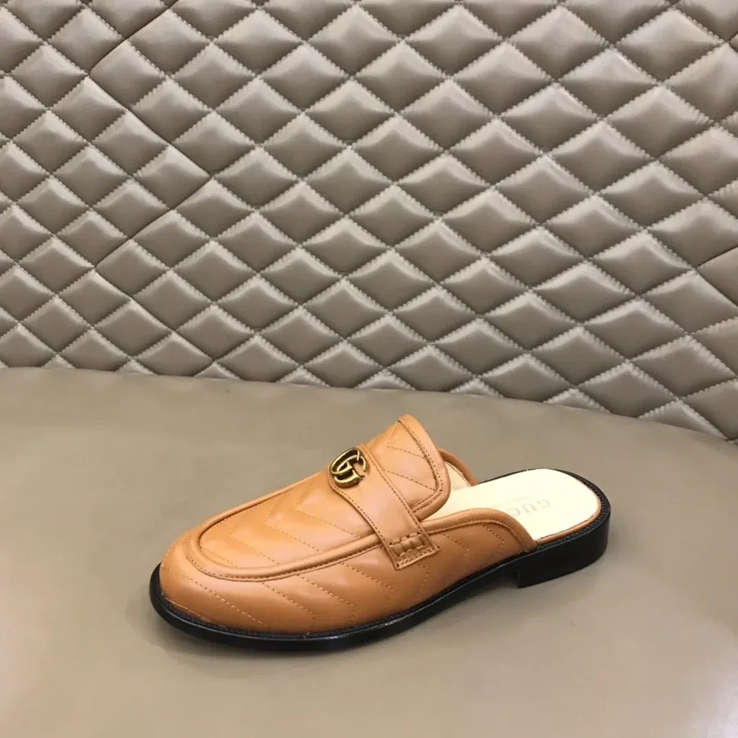 Gucci Slipper With Interlocking G Green Gucci Slipper With Interlocking G Green
