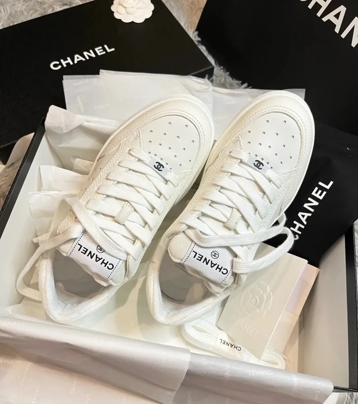 Chanel Sneakers White , Shoes / for Women