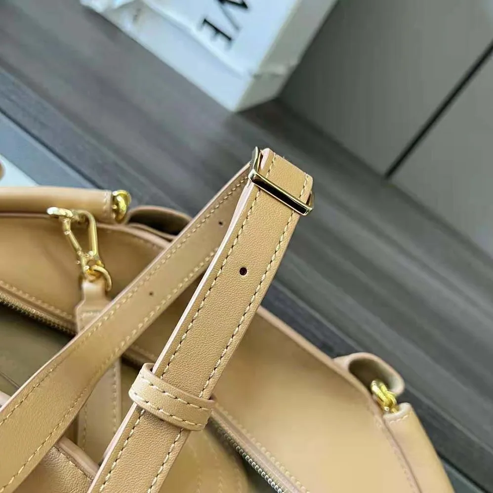 Loewe Small Paseo Bag in Shiny Nappa Calfskin with Chain for Women in Sandy Loewe Small Paseo Bag in Shiny Nappa Calfskin with Chain for Women in Sandy